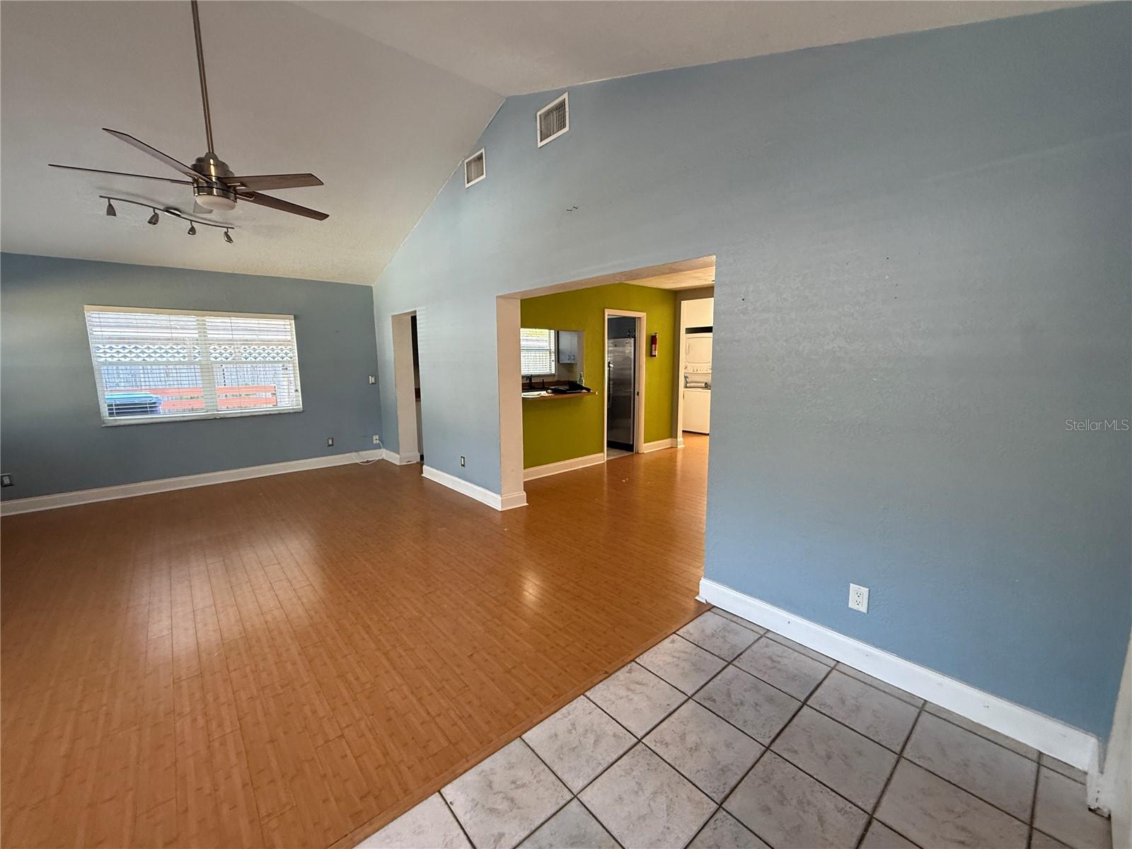 ROOSEVELT GROVES - Residential Lease