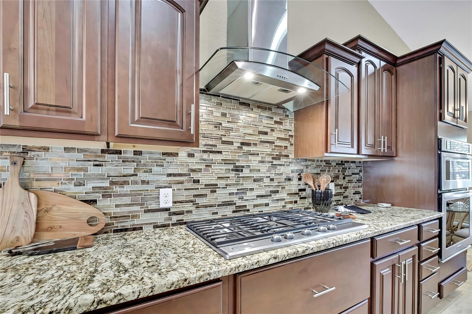 RIVER COVE LNDGS III - Residential