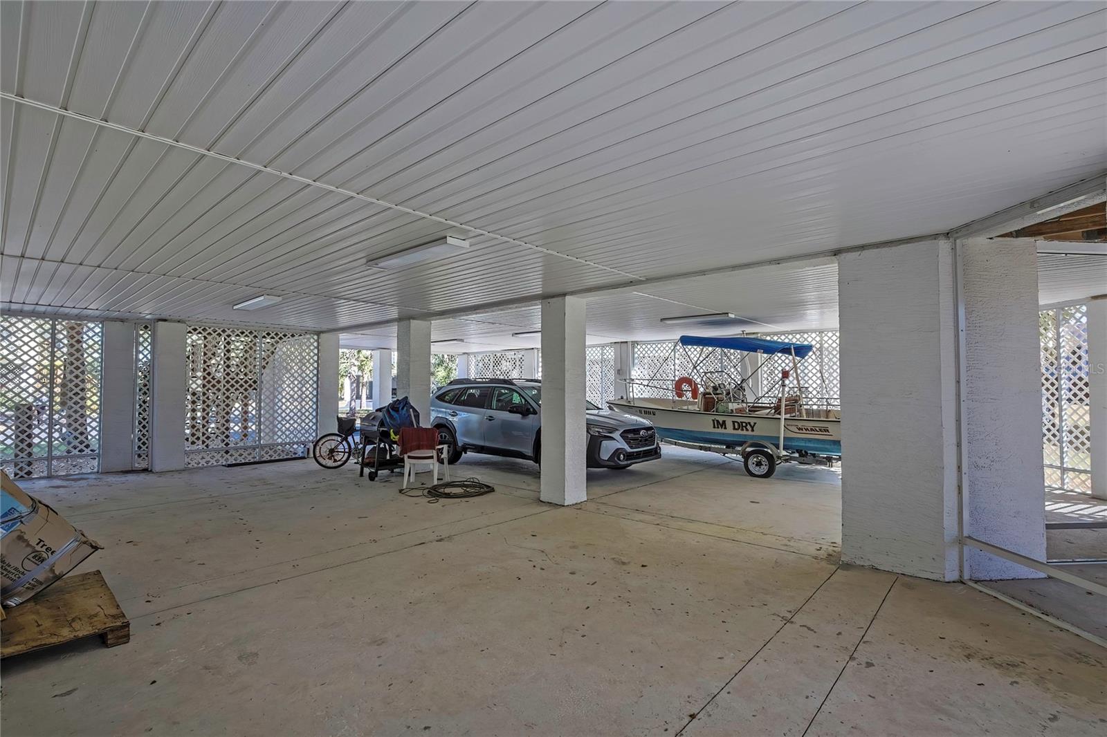 RIVER COVE LNDGS III - Residential