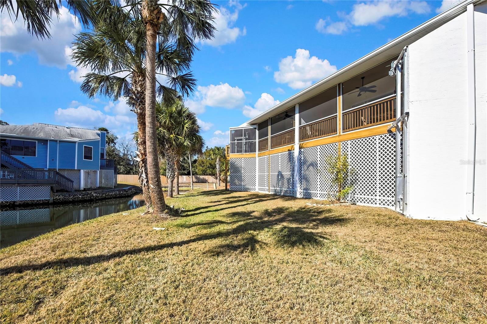 RIVER COVE LNDGS III - Residential