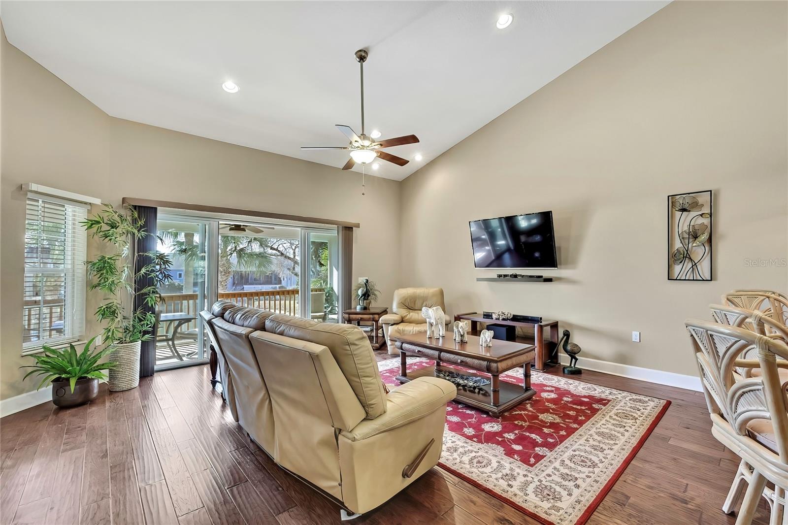 11948 W BLUE BAYOU COURT 11948