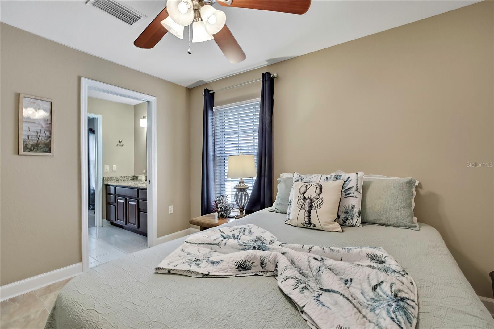 RIVER COVE LNDGS III - Residential