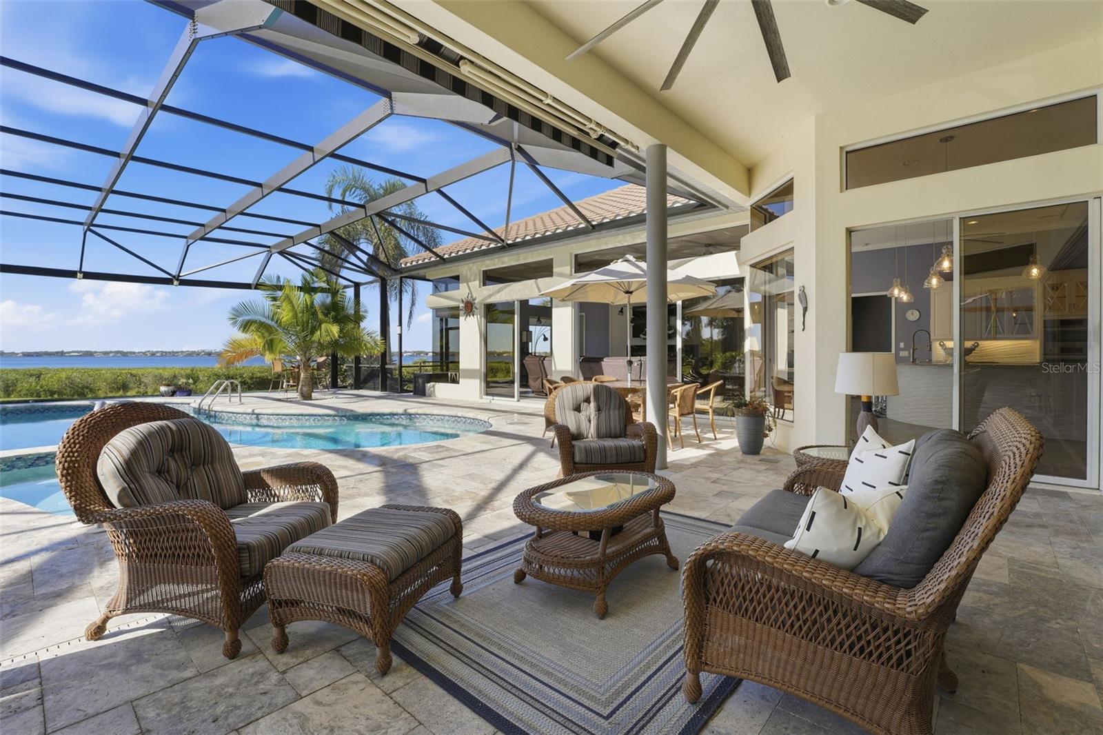 RIVERWOOD - Residential