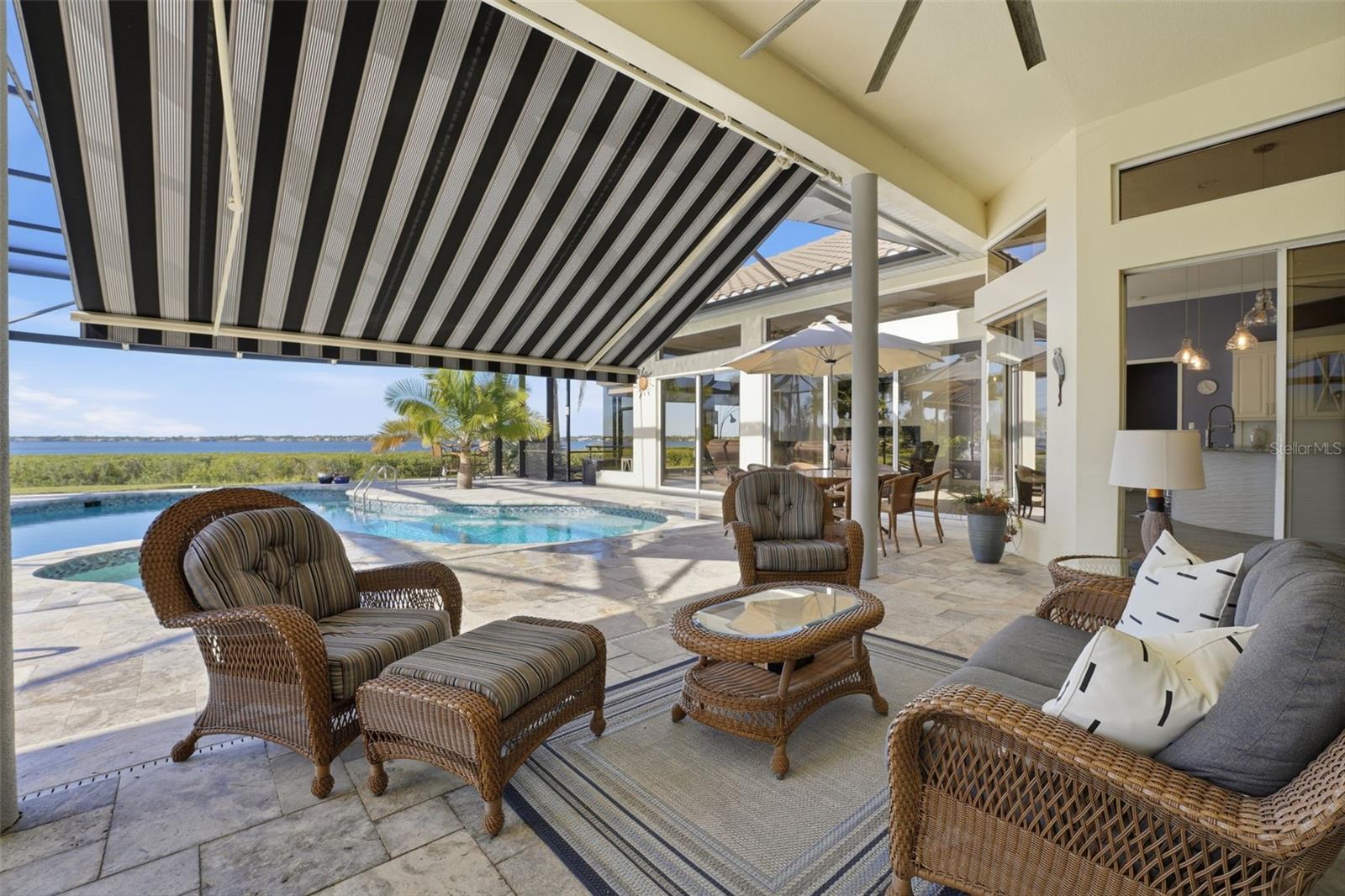 RIVERWOOD - Residential