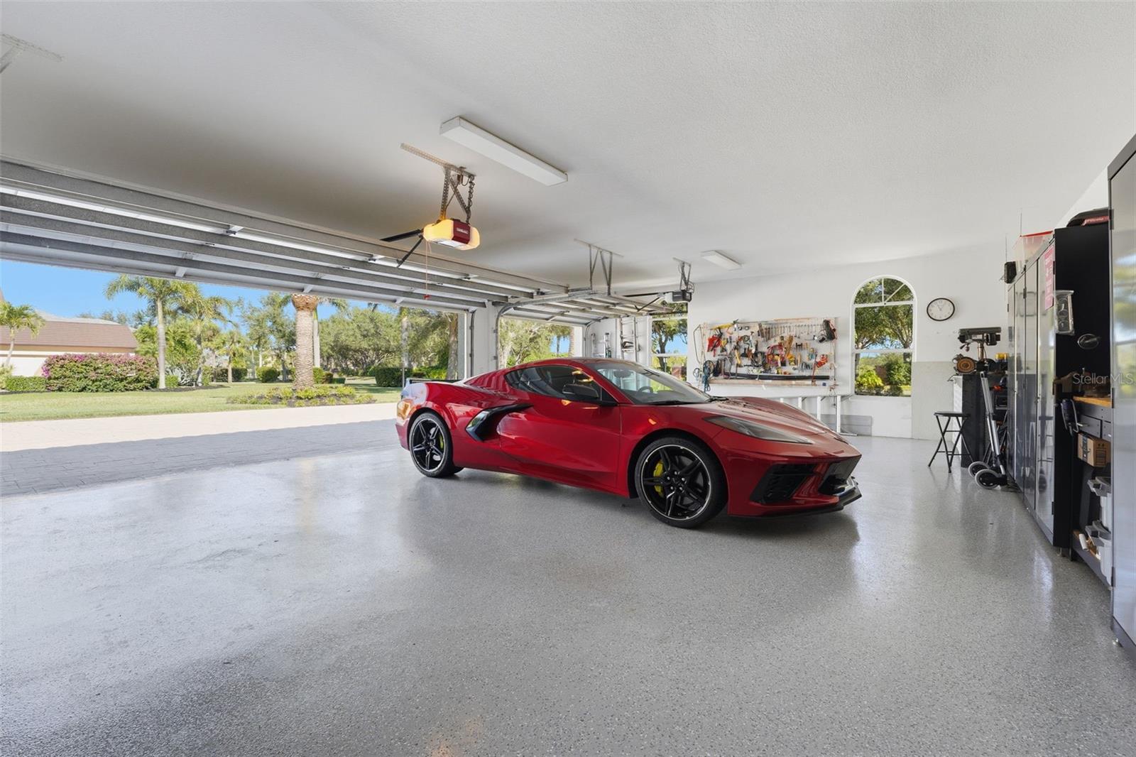 RIVERWOOD - Residential