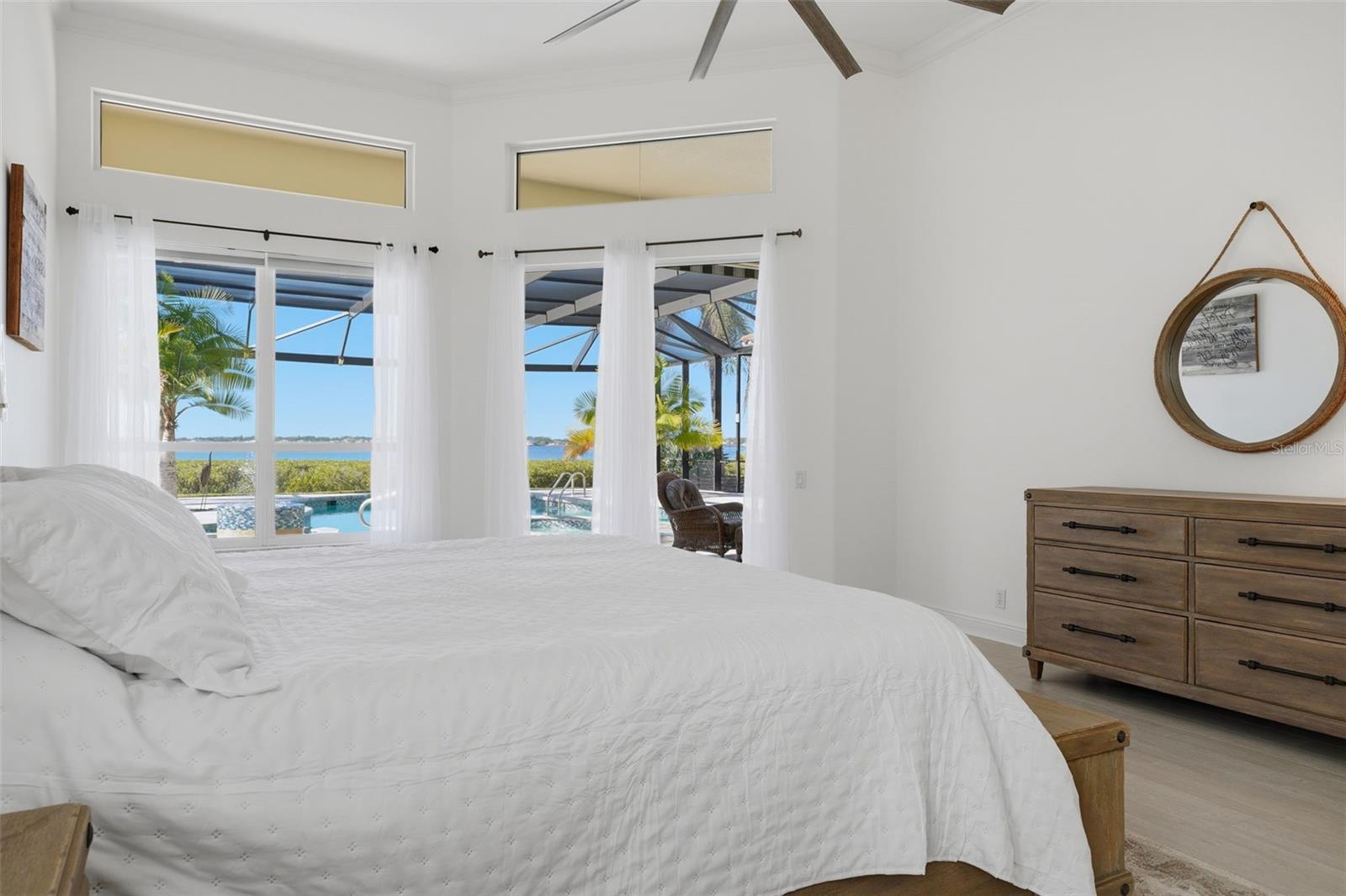 RIVERWOOD - Residential