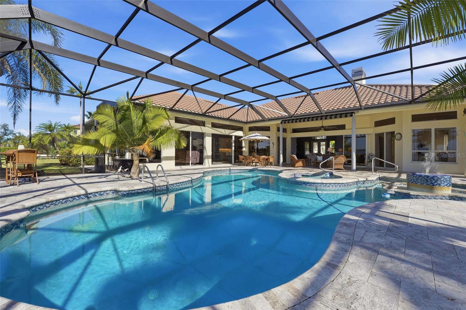 RIVERWOOD - Residential