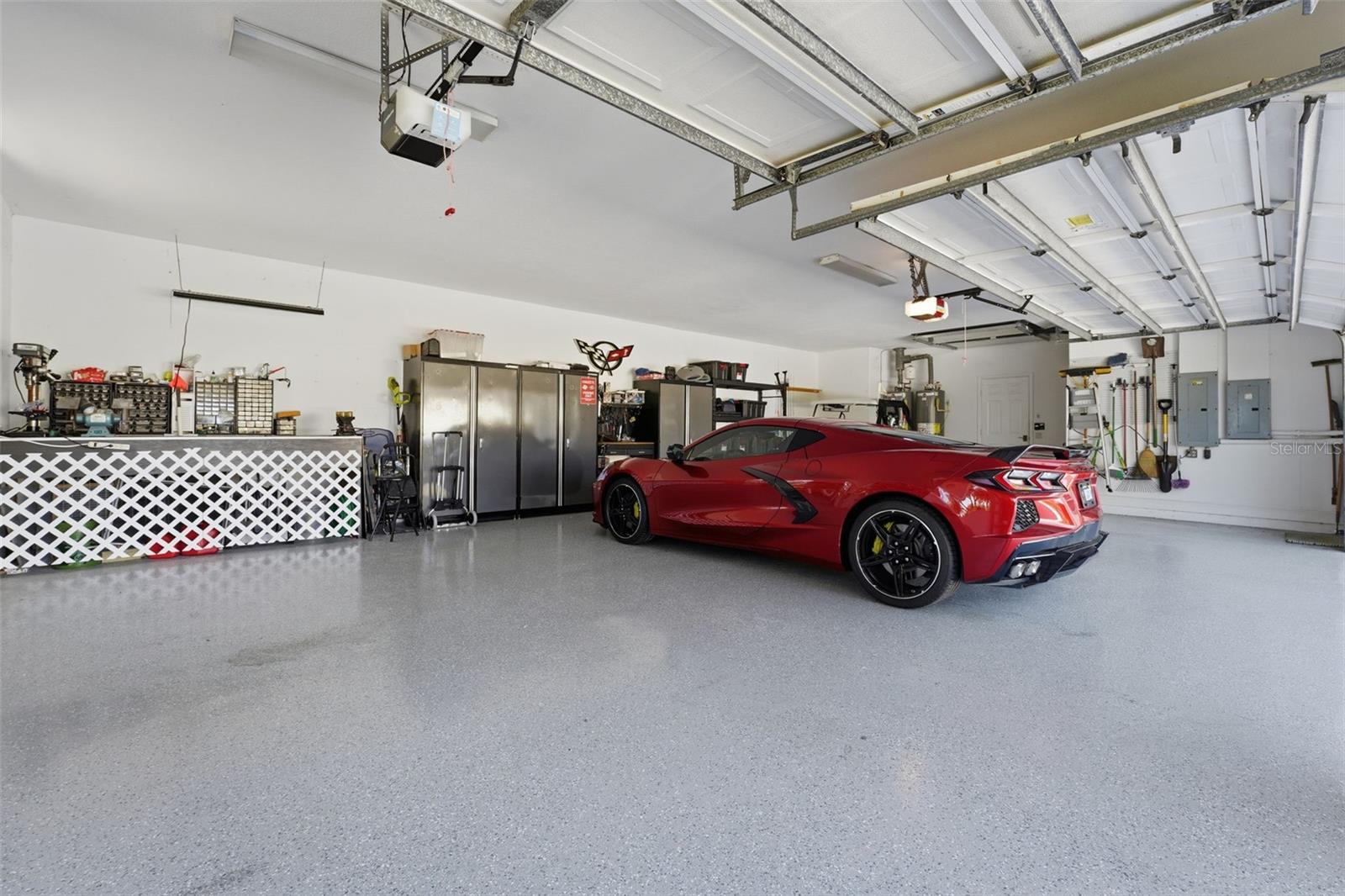 RIVERWOOD - Residential