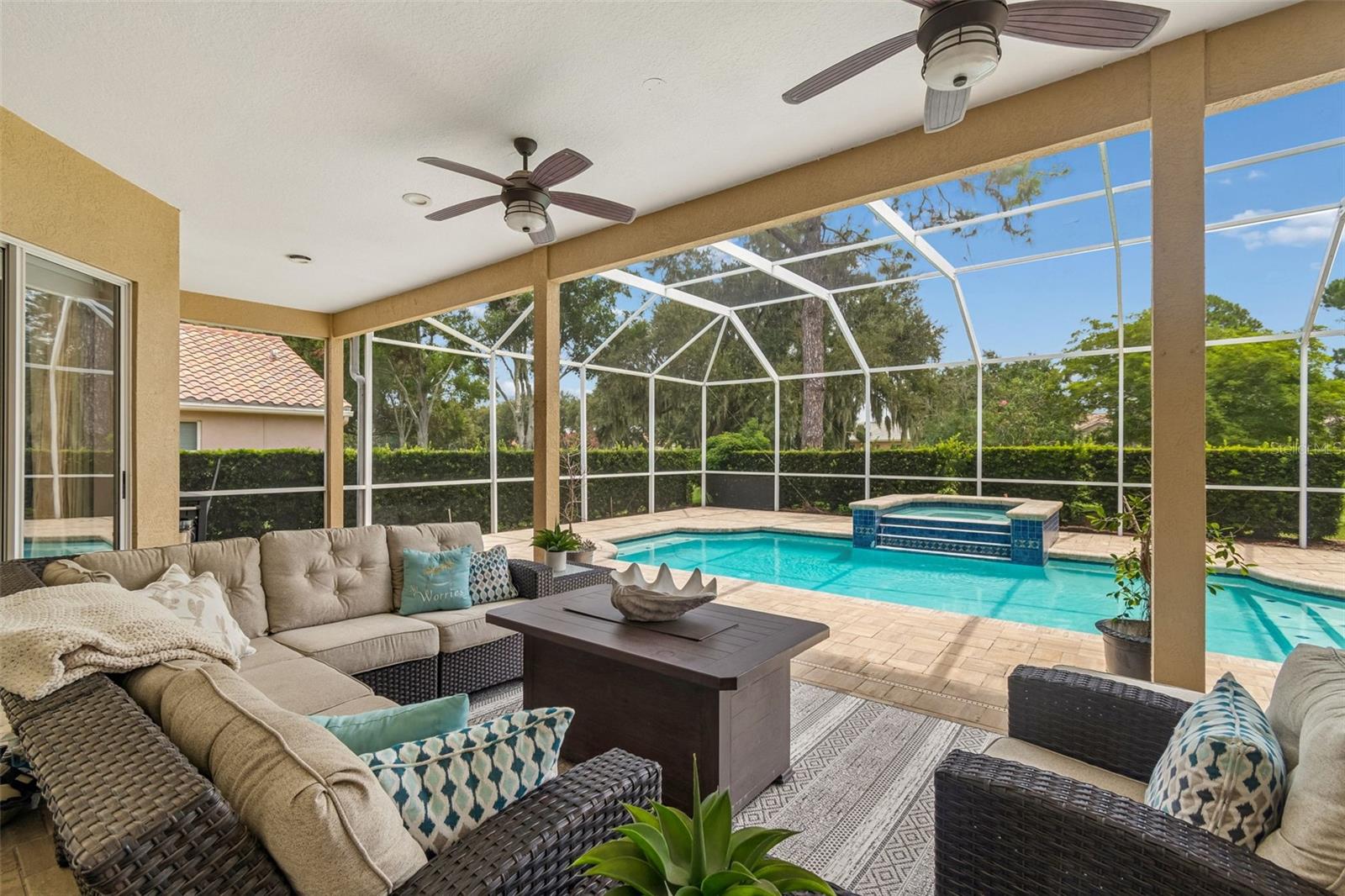 1021 HAGEN DRIVE
