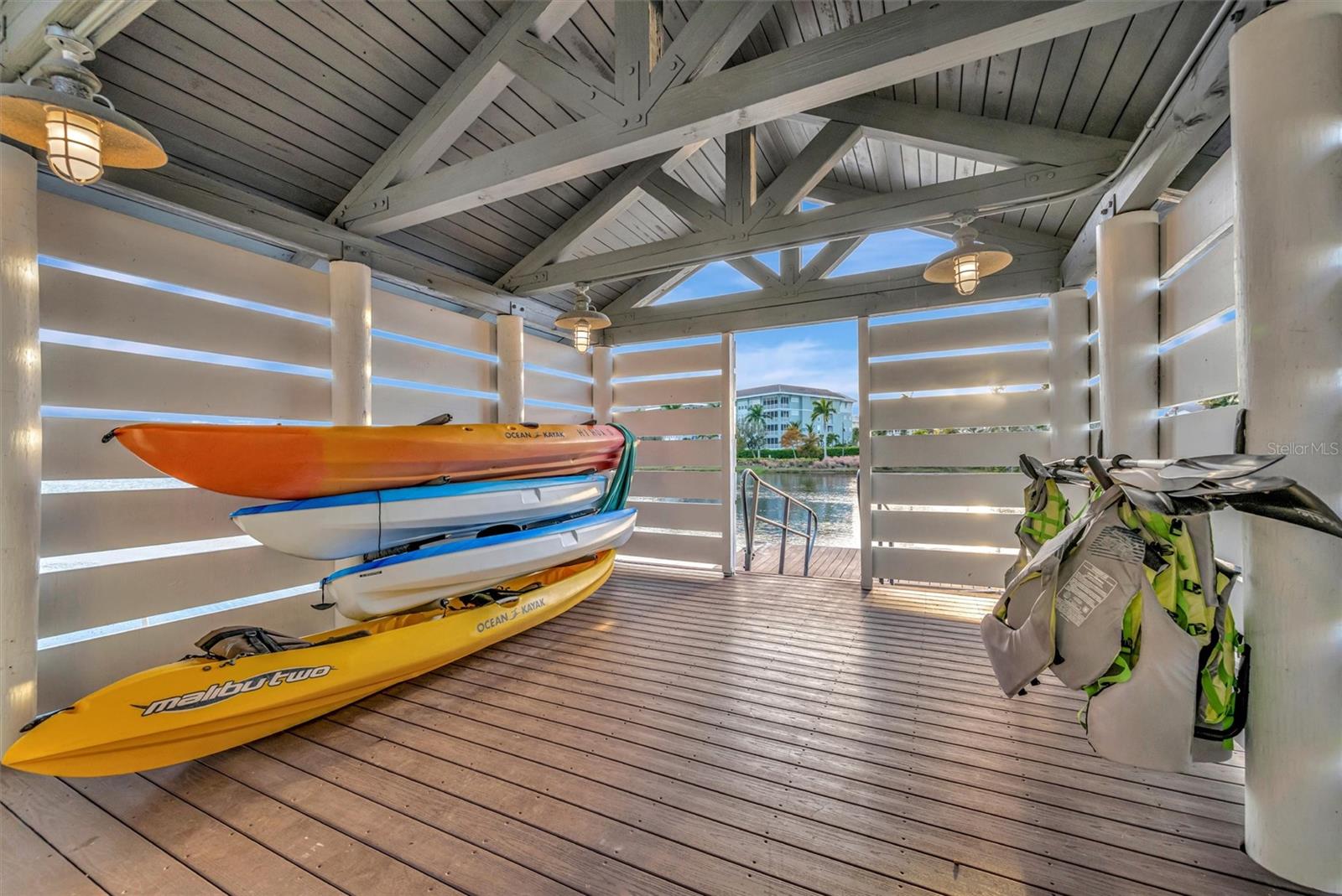 MANGROVE WALK II ON HARBOUR ISLE 1, 2, 3&4 - Residential