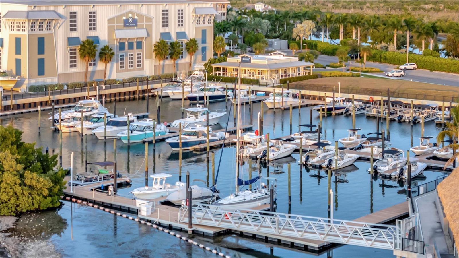 MANGROVE WALK II ON HARBOUR ISLE 1, 2, 3&4 - Residential