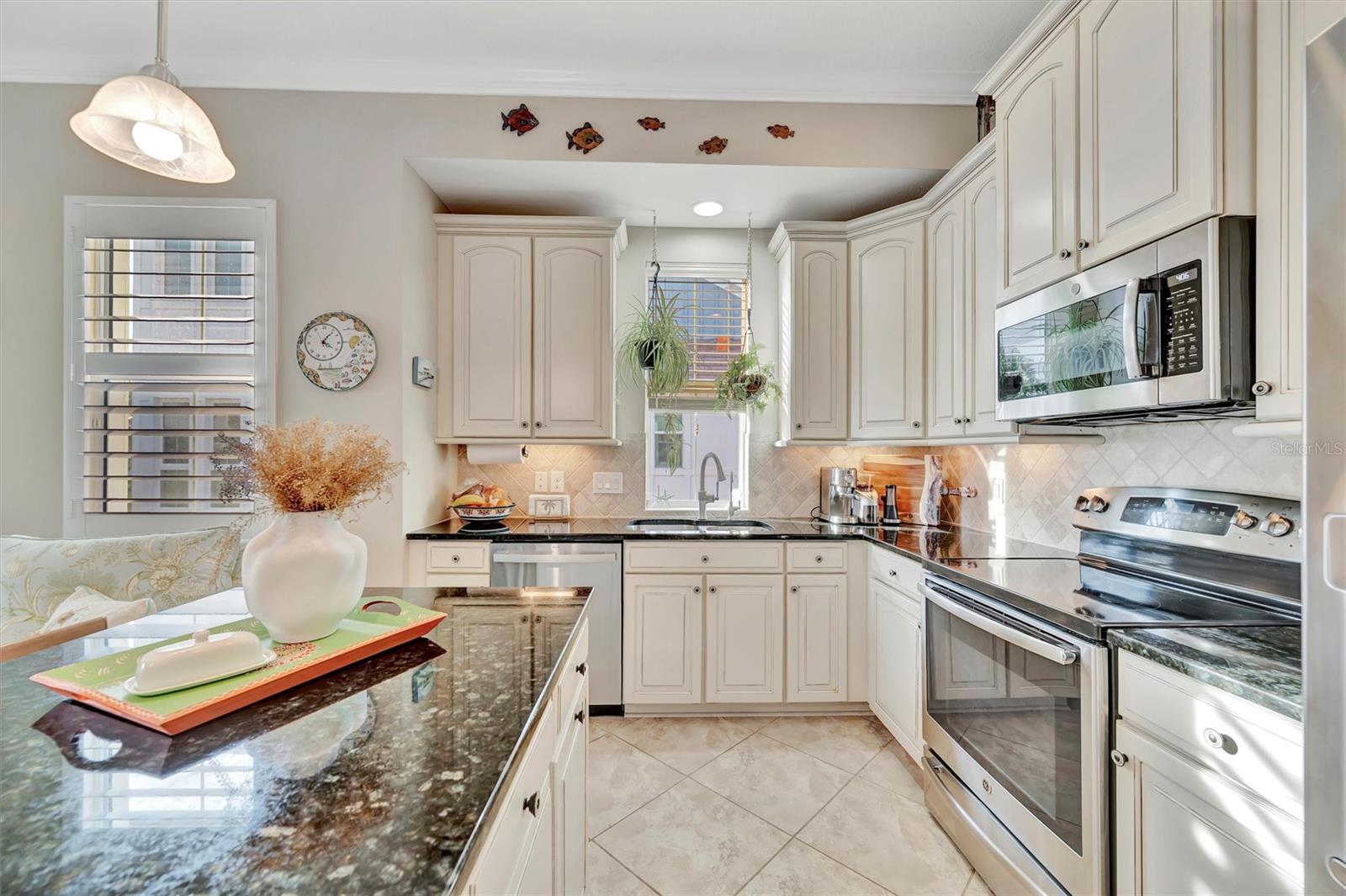 MANGROVE WALK II ON HARBOUR ISLE 1, 2, 3&4 - Residential