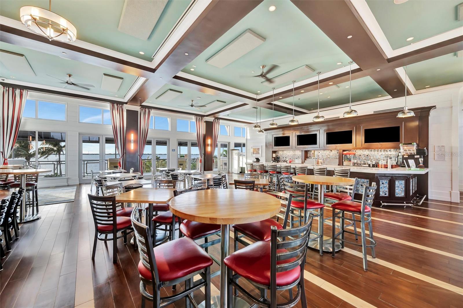 MANGROVE WALK II ON HARBOUR ISLE 1, 2, 3&4 - Residential