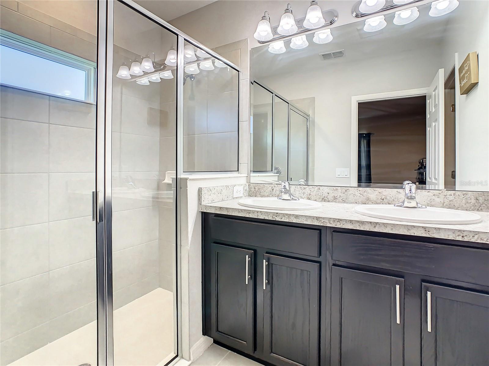 HICKORY GROVE PH 1 - Residential