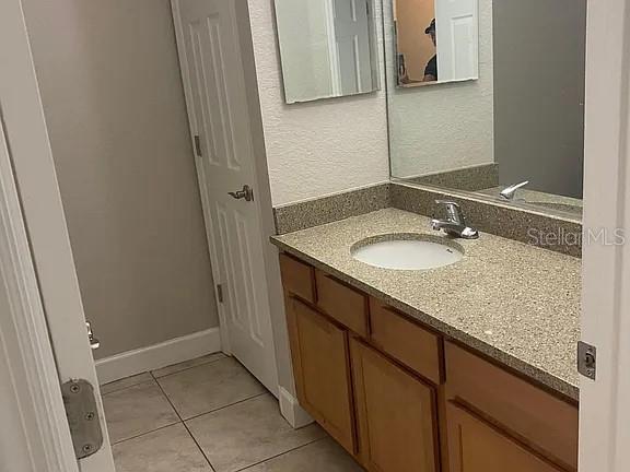 GRANTWOOD CONDO PH III - Residential Lease