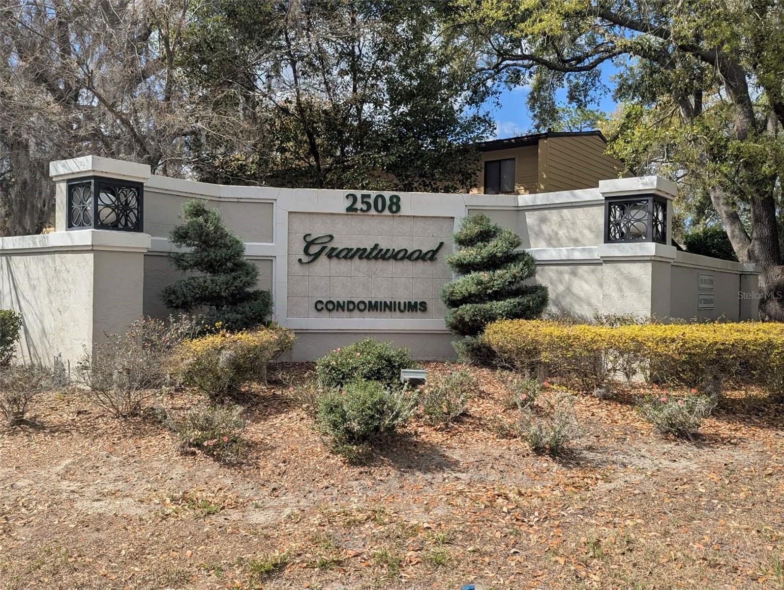 2508 SW 35TH PLACE S111