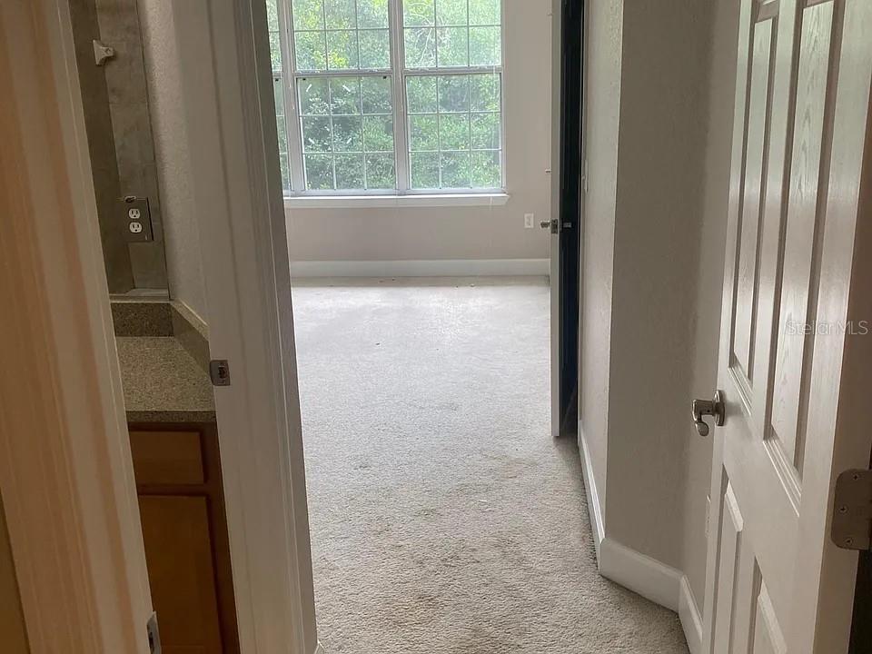 GRANTWOOD CONDO PH III - Residential Lease