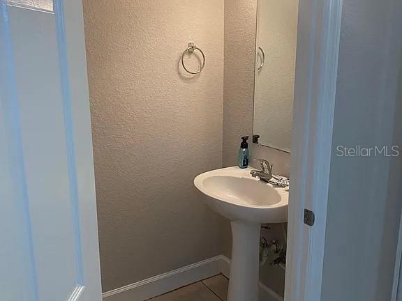 GRANTWOOD CONDO PH III - Residential Lease