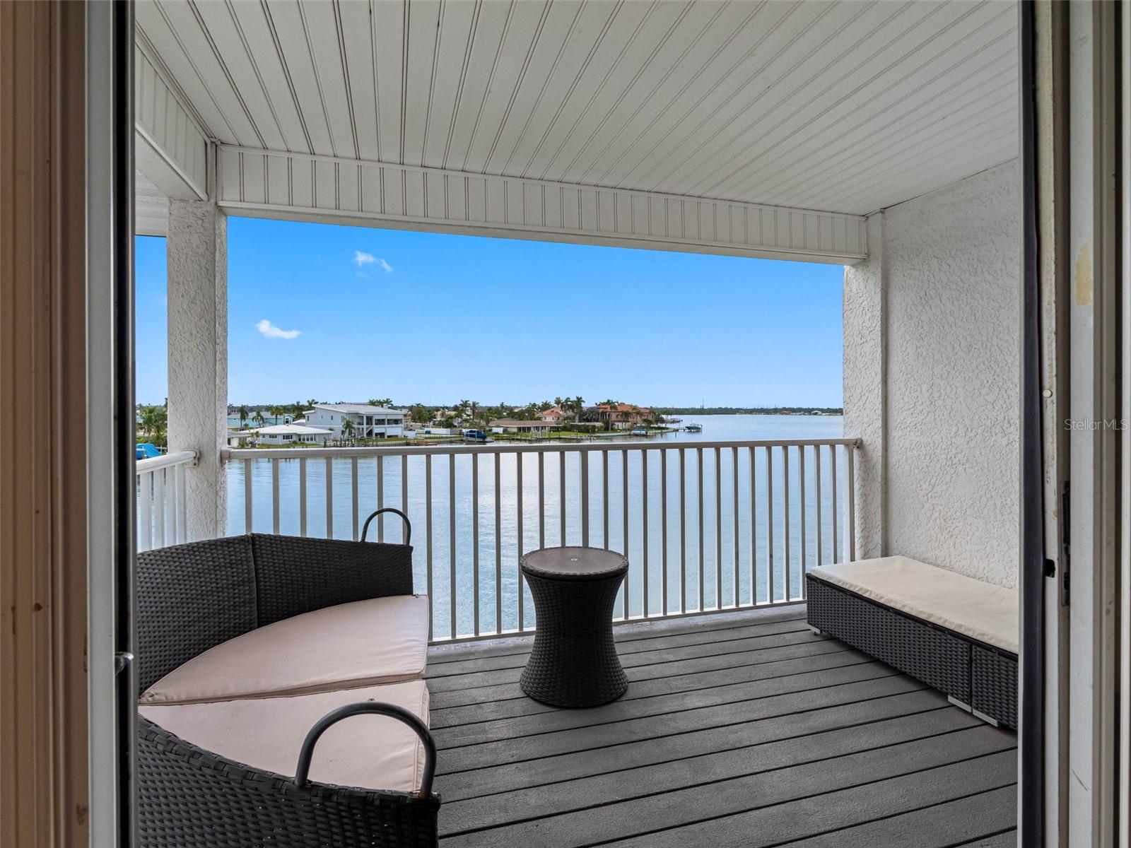 TIDES VILLAGE - YACHT - Residential