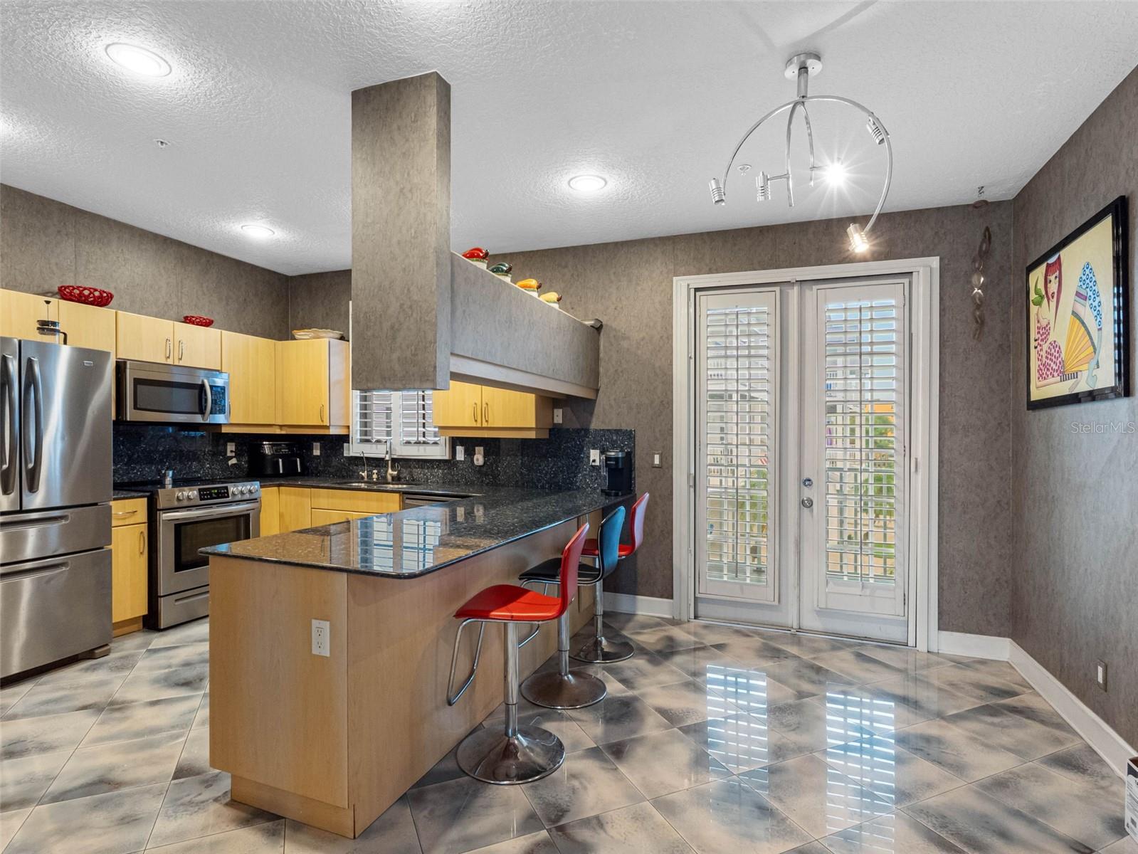 TIDES VILLAGE - YACHT - Residential