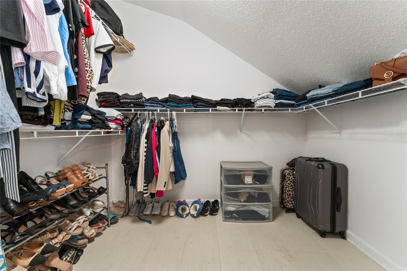 ISLAND WALK 49 71 - Residential