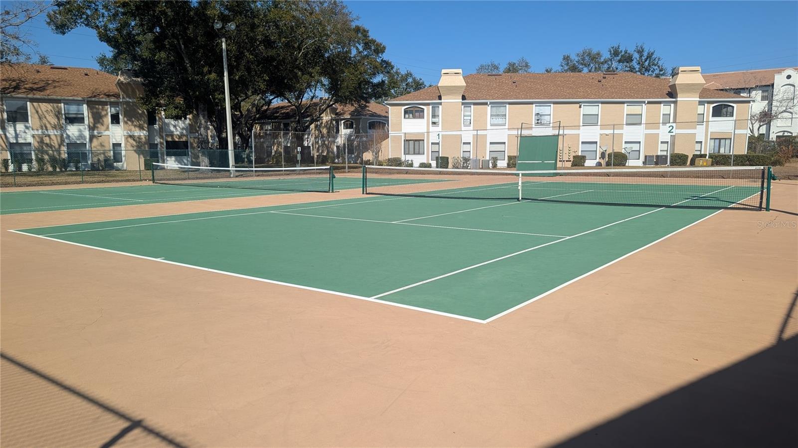 CENTRE COURT CONDO 03 PH 01 - Residential