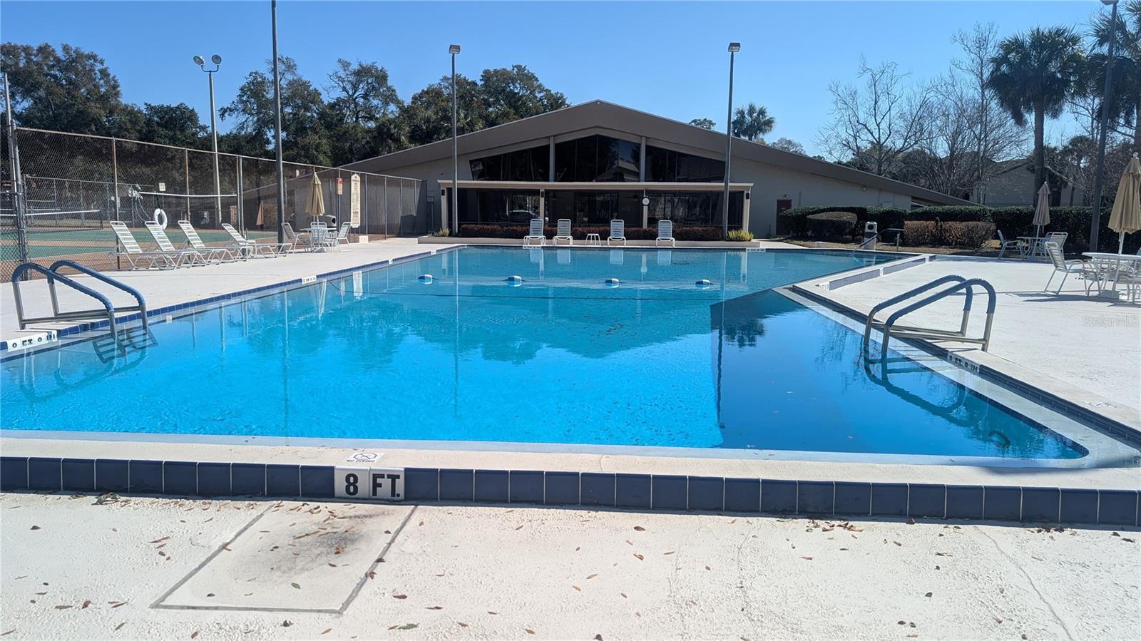 CENTRE COURT CONDO 03 PH 01 - Residential