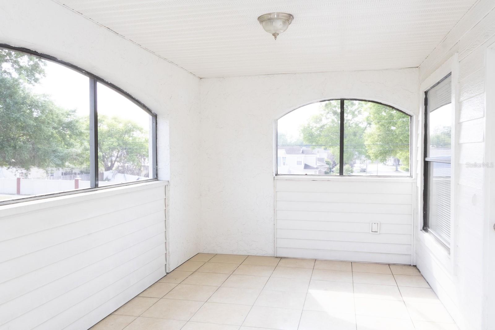 3160 S SEMORAN BOULEVARD 905