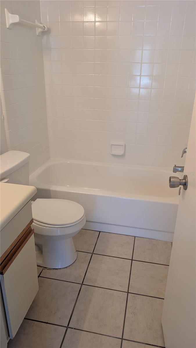 CENTRE COURT CONDO 03 PH 01 - Residential