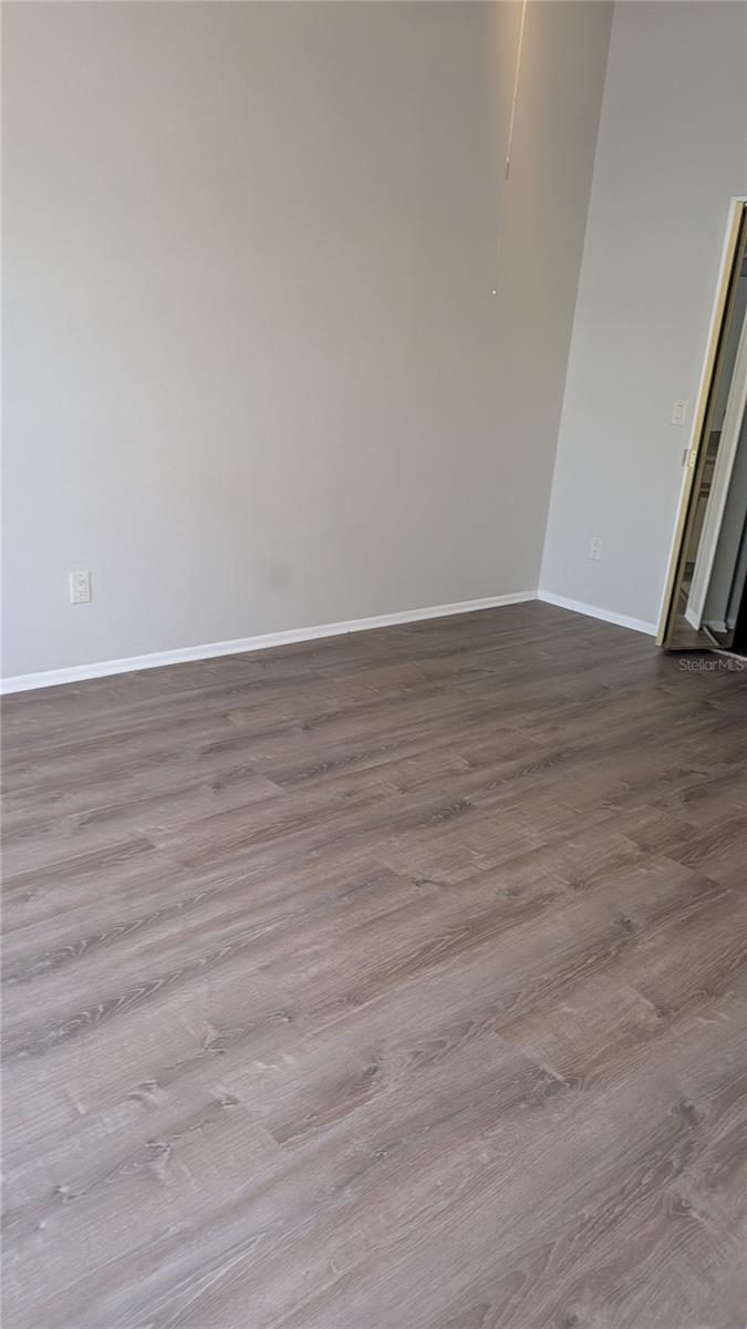 CENTRE COURT CONDO 03 PH 01 - Residential