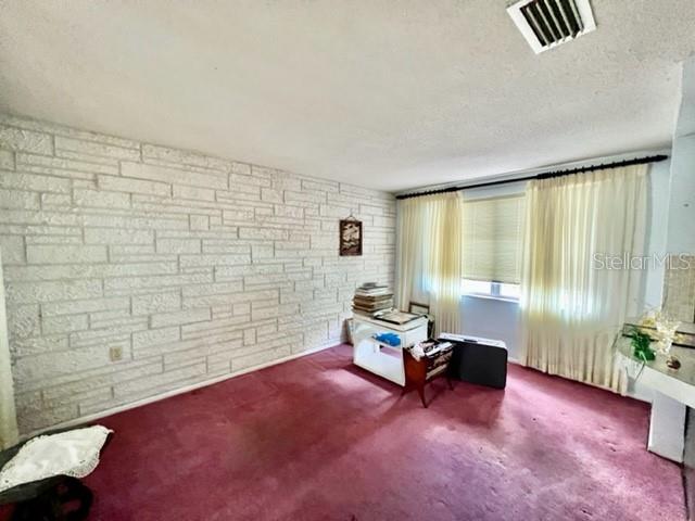 REGENCY PARK - Residential