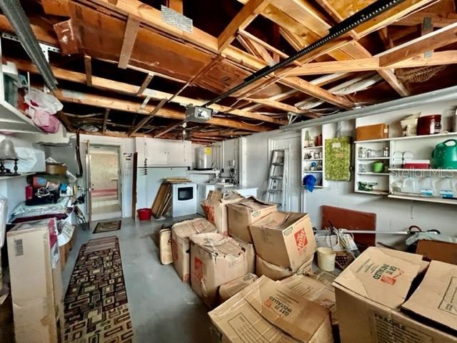 REGENCY PARK - Residential