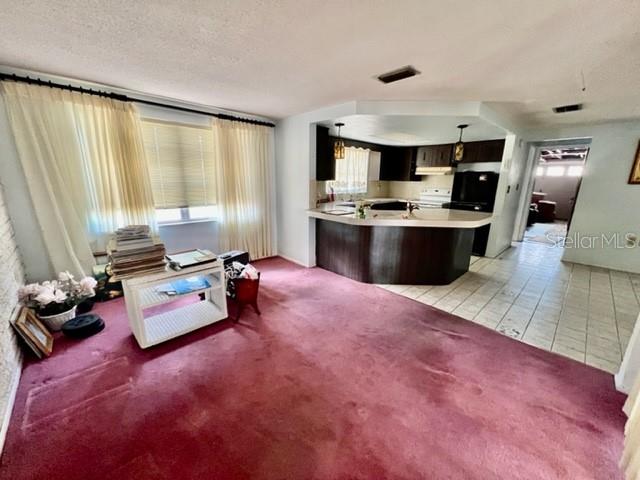 REGENCY PARK - Residential