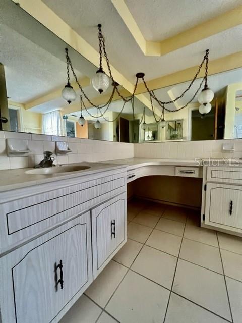 REGENCY PARK - Residential