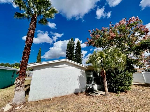 REGENCY PARK - Residential