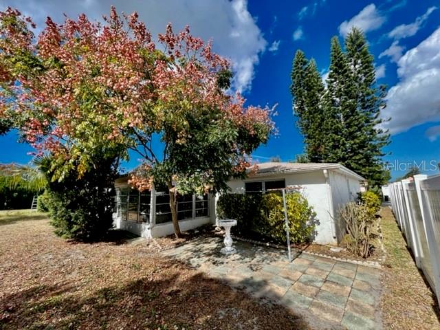 REGENCY PARK - Residential