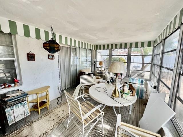 REGENCY PARK - Residential