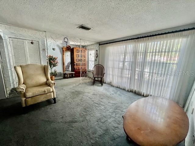 REGENCY PARK - Residential