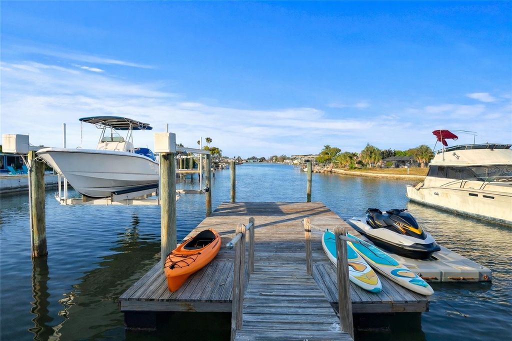 Photo of 6427 Boatyard Drive, Hudson, FL 34667 (MLS # A4677241)