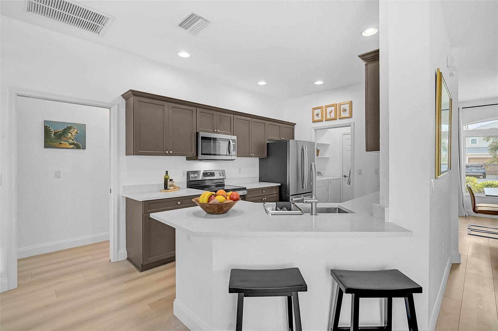 STERLING LAKE - Residential