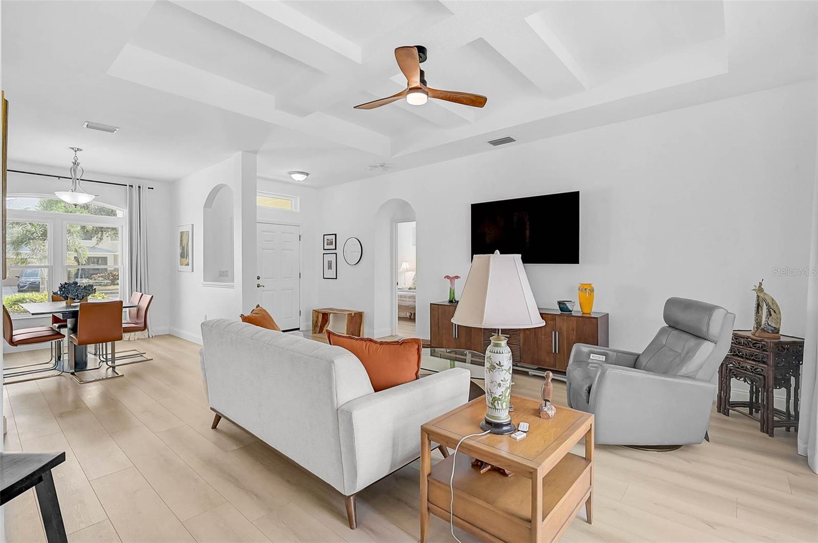 STERLING LAKE - Residential