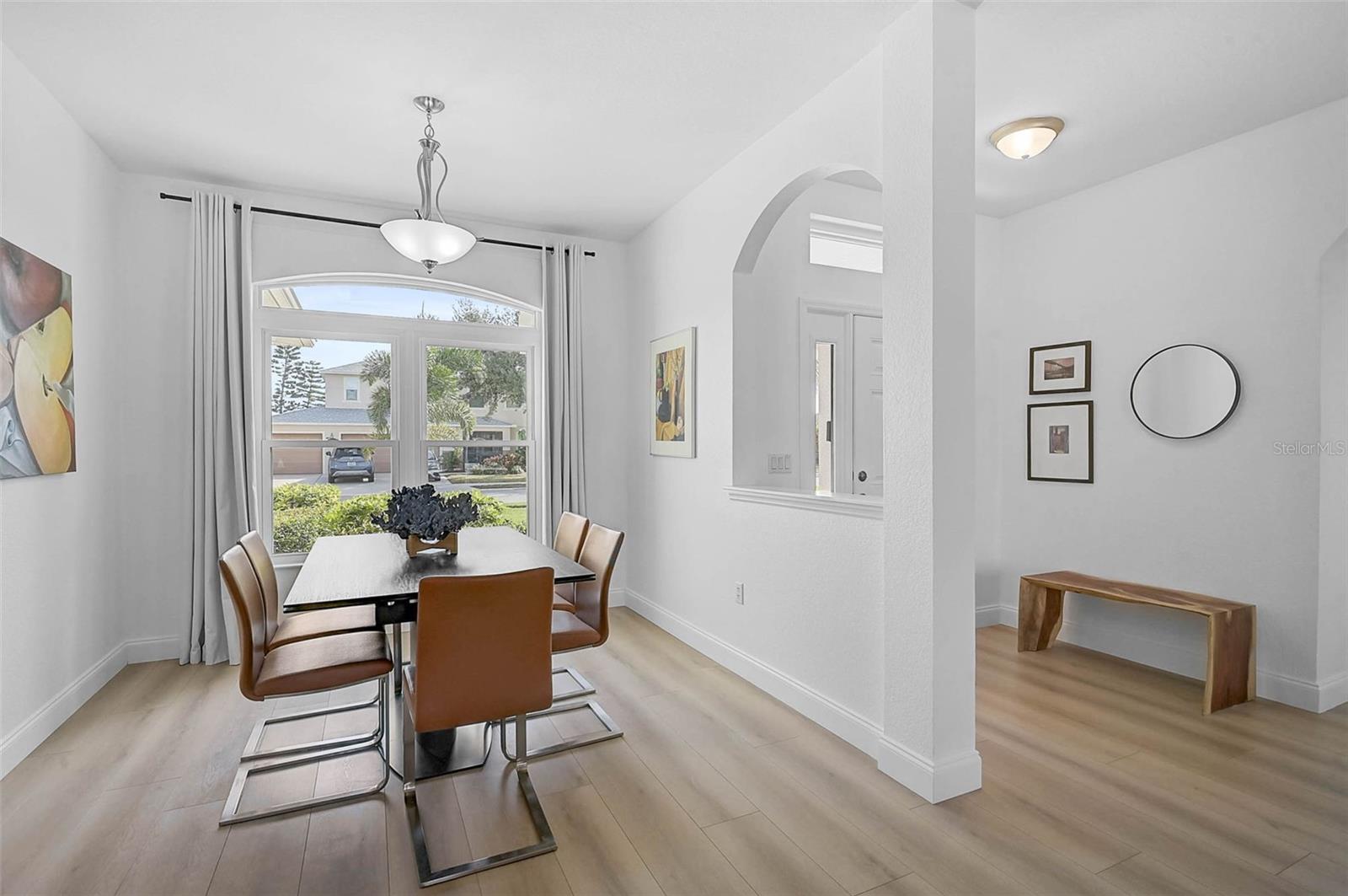 STERLING LAKE - Residential