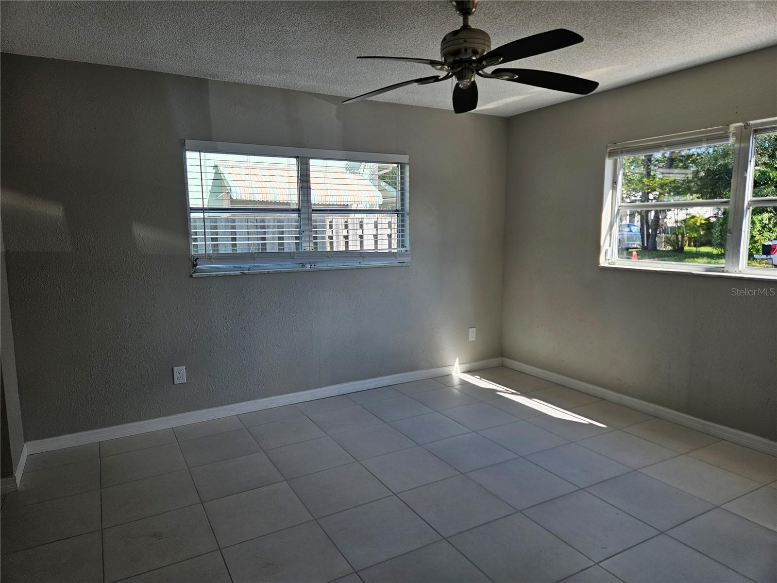 BOCA CEIGA PARK - Residential Lease