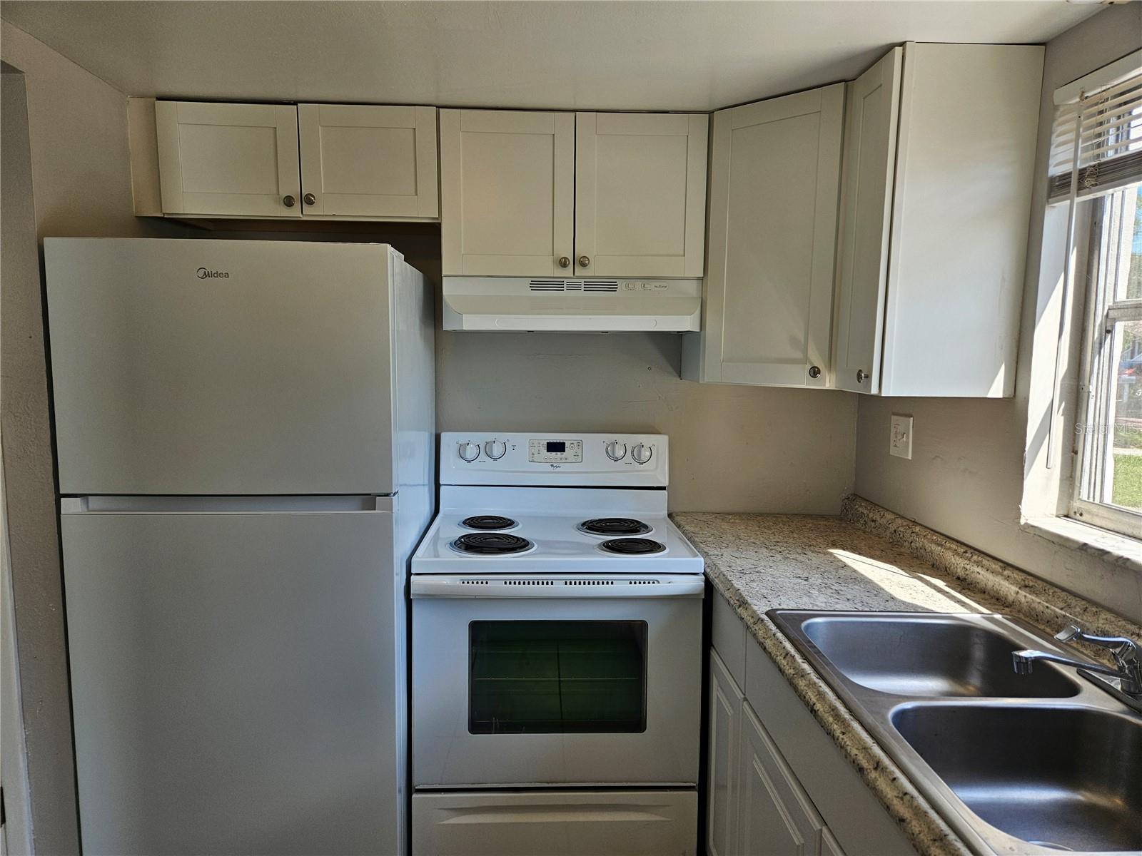 BOCA CEIGA PARK - Residential Lease