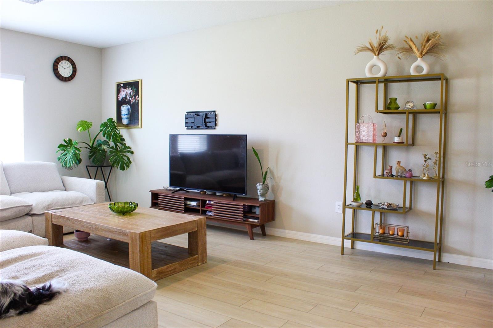 HAWKSTONE - Residential