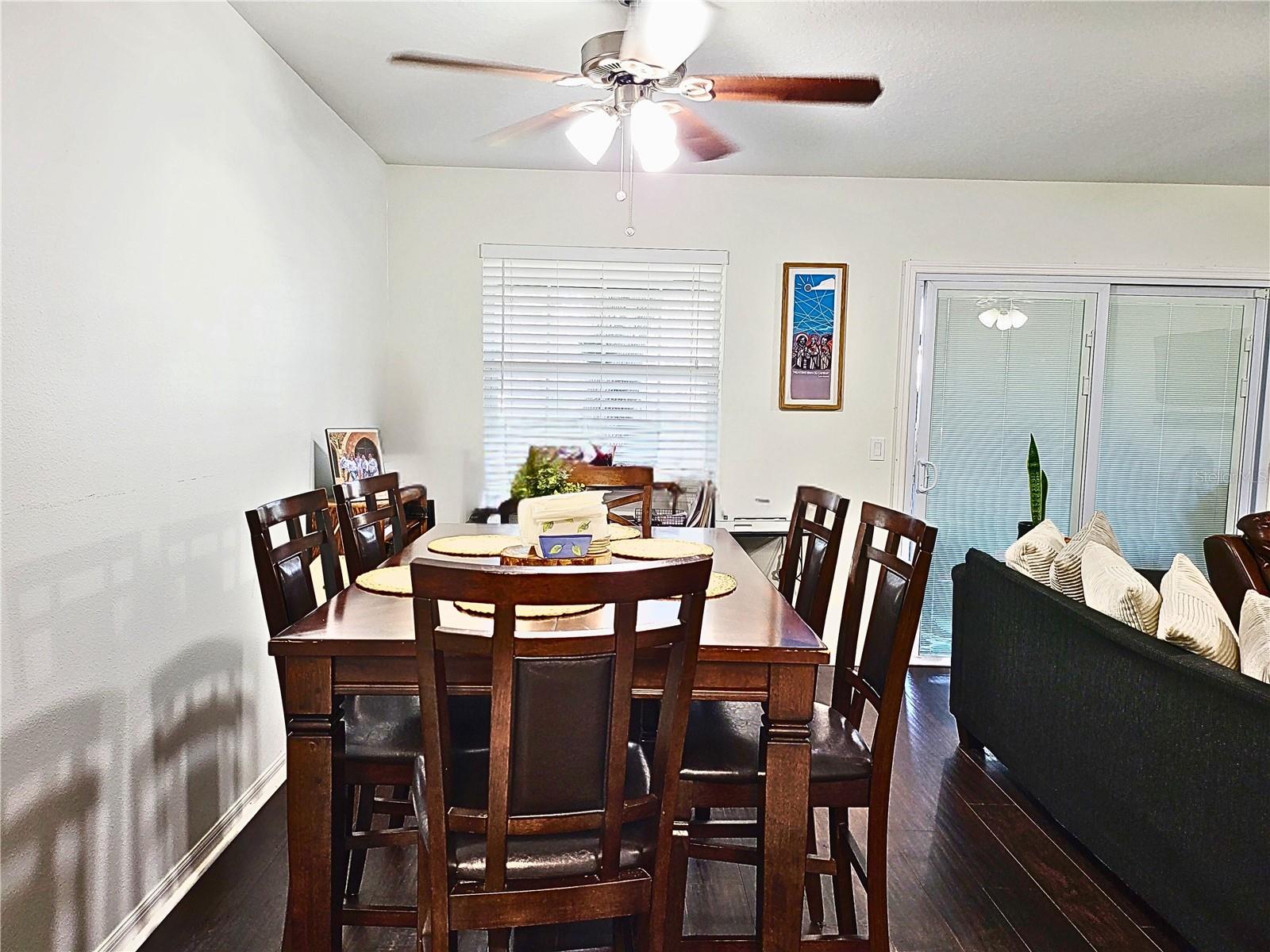 WHISPER LAKES - Residential