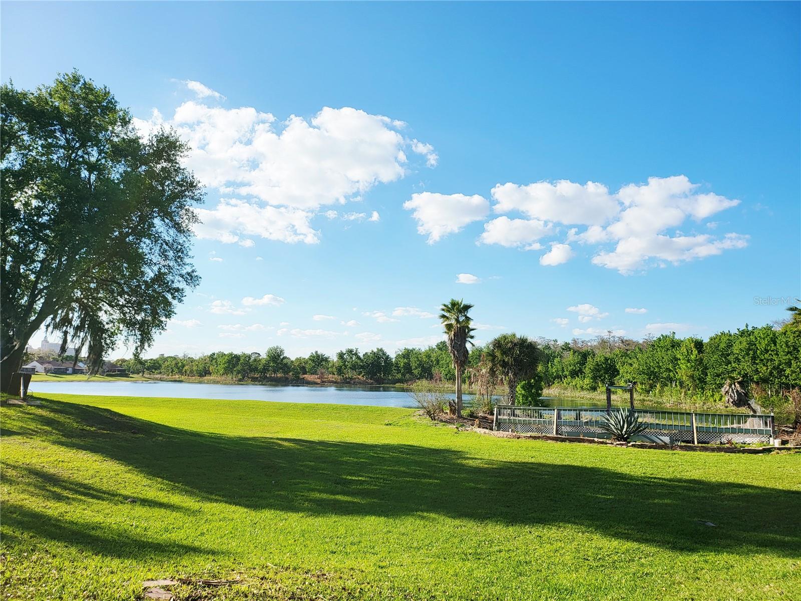 WHISPER LAKES - Residential