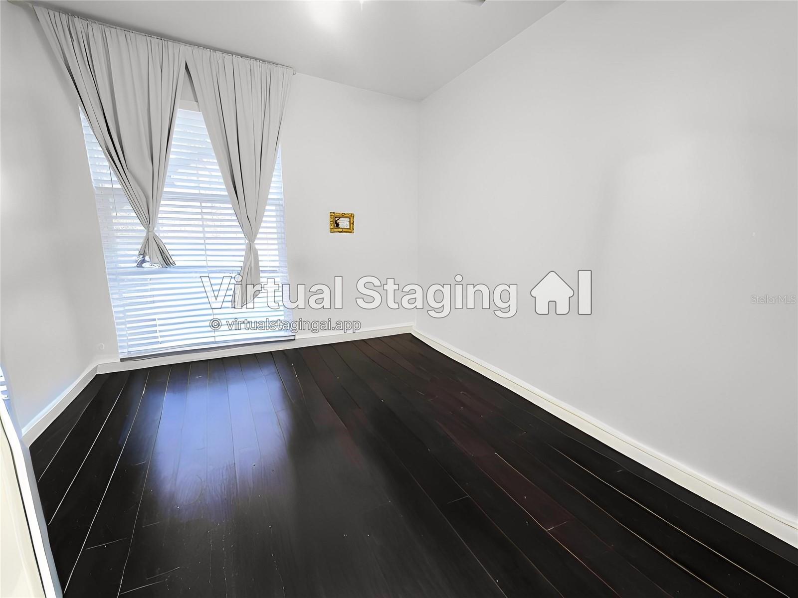 WHISPER LAKES - Residential