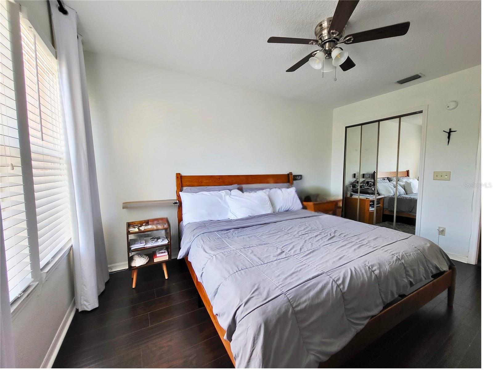 WHISPER LAKES - Residential