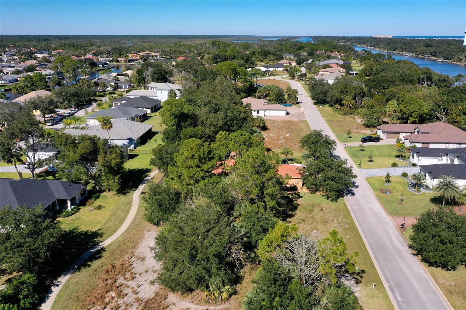 SANCTUARY SUB - Land